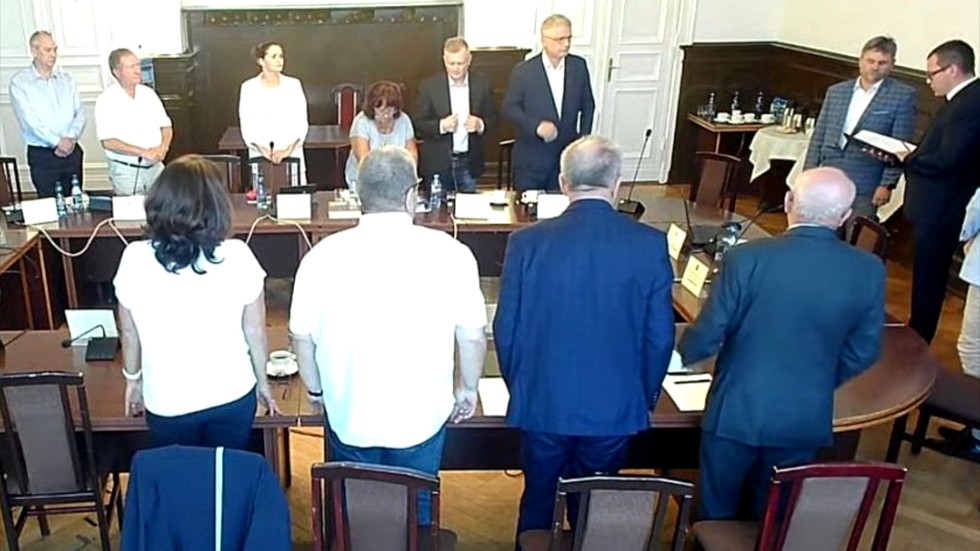 Malbork. Nowy radny powiatowy złożył ślubowanie.