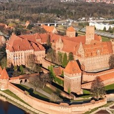 Zamek w Malborku z lotu ptaka | Malbork z drona - 28.03.2025 #malbork…