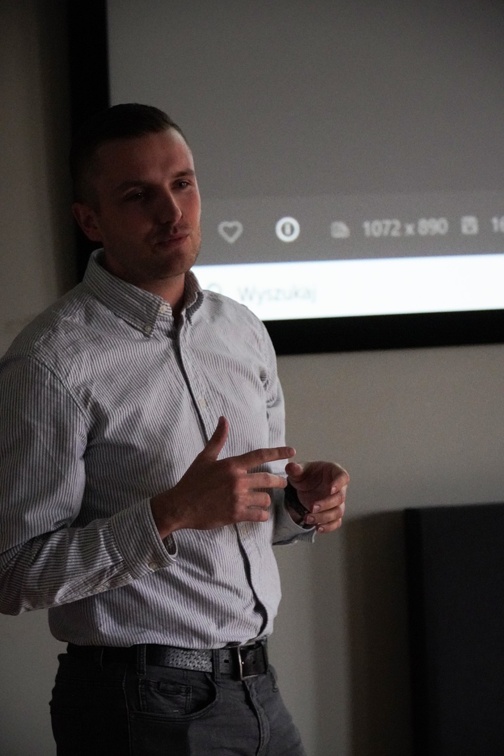 Bezpieczna bankowość internetowa – debata społeczna z udziałem policjantów i przedstawicieli sektora bankowego.